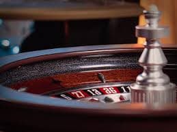 Simbol keamanan dan proteksi data pada halaman login kingslot96